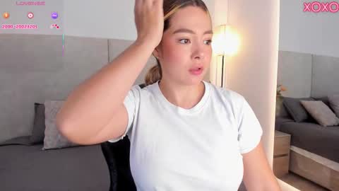 Saori  online show from February 11, 11:48 am