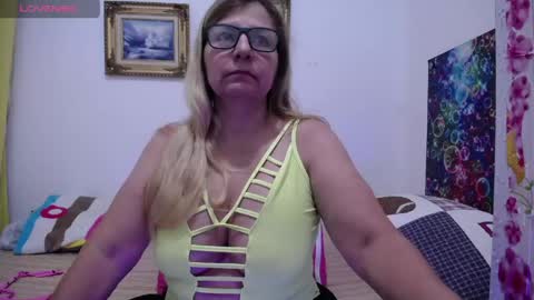 sara online show from June 2, 1:40 am