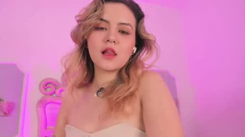 Sara online show from November 8, 3:50 am