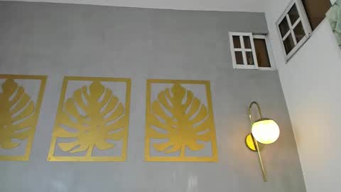 Sara online show from December 21, 12:49 pm