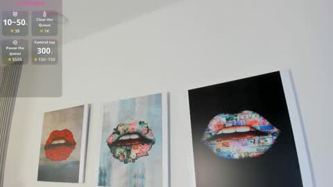 Snapshot of sara_connde chatting on January 10, 11:45 am sara_connde online show from January 10, 11:45 am