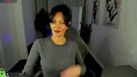 Sara online show from January 14, 9:37 am