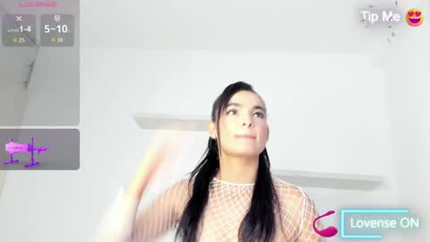 sara online show from October 6, 1:03 am