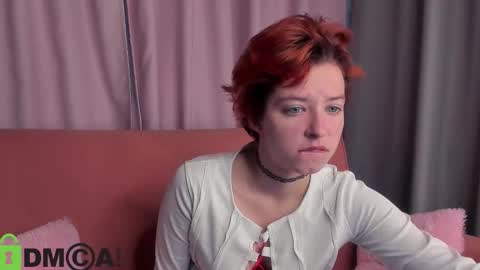 Snapshot of sara_frayy chatting on September 18, 12:12 am Sarah online show from September 18, 12:12 am