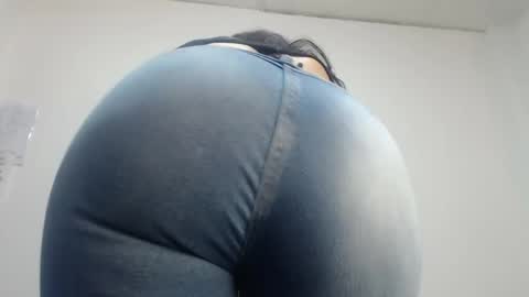 Sara online show from April 30, 12:44 pm