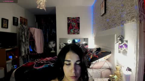 Snapshot of sara_hot_treat chatting on April 9, 8:47 pm SARITA 3 online show from April 9, 8:47 pm