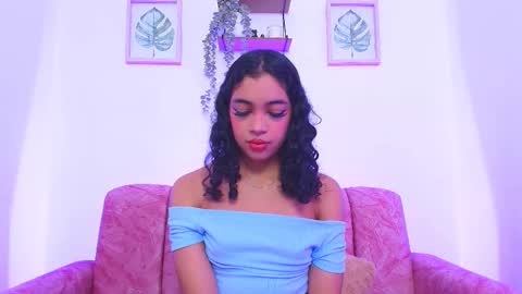 Snapshot of sara_jhonsonn chatting on December 17, 12:23 am Sara Jhonson online show from December 17, 12:23 am