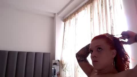 sara_johnson__ online show from May 16, 6:50 pm