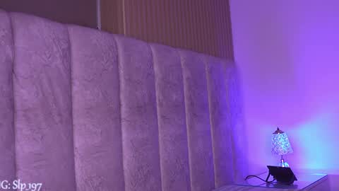 sara_lopee1 online show from April 10, 11:59 am