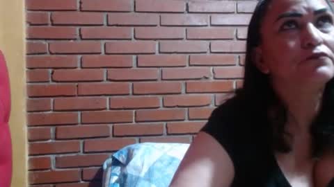Snapshot of sara_love43 chatting on July 6, 6:10 am Sara love online show from July 6, 6:10 am