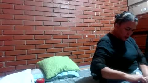 Snapshot of sara_love43 chatting on July 12, 4:36 am Sara love online show from July 12, 4:36 am