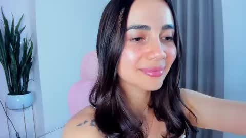 Sara online show from July 24, 8:18 pm