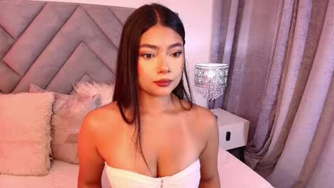 sara_owens7 online show from March 23, 1:09 am