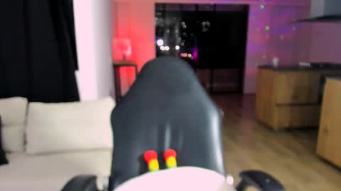 Sara online show from April 3, 1:36 am