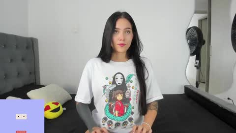 Sara online show from December 18, 5:52 pm