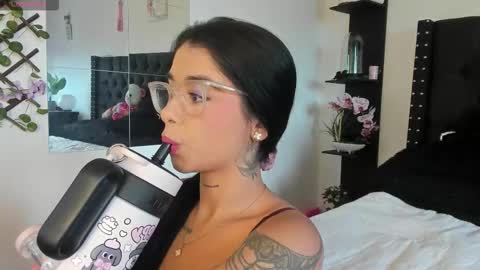 sara_ramirez0 online show from March 20, 6:13 pm