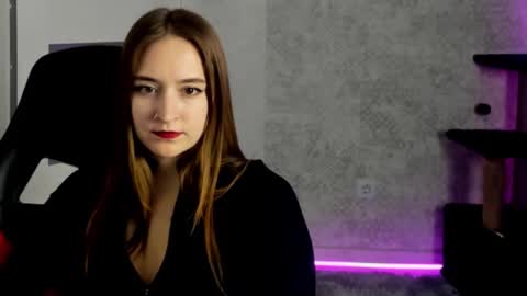 Sara online show from February 18, 9:55 pm