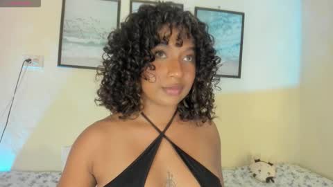 sara sofia online show from December 2, 11:34 pm