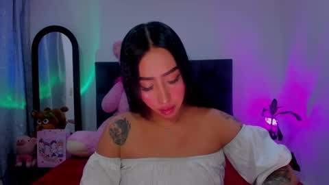 Snapshot of sara_stone03 chatting on February 8, 8:52 am sara_stone03 online show from February 8, 8:52 am