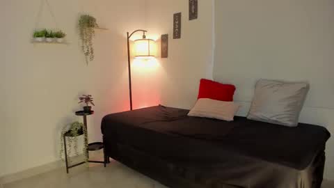 sara_sweett9 online show from November 14, 8:29 pm