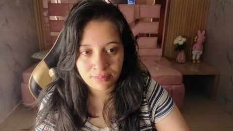 Snapshot of sara_tellez_s chatting on July 15, 12:21 pm Sara T. online show from July 15, 12:21 pm