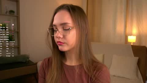 Snapshot of sara_whooops chatting on February 8, 7:12 am Im Sara online show from February 8, 7:12 am