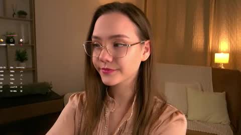 Snapshot of sara_whooops chatting on February 18, 5:53 pm Im Sara online show from February 18, 5:53 pm