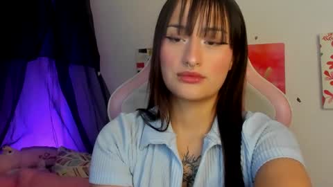 Sarah Ramirez online show from December 29, 3:54 am