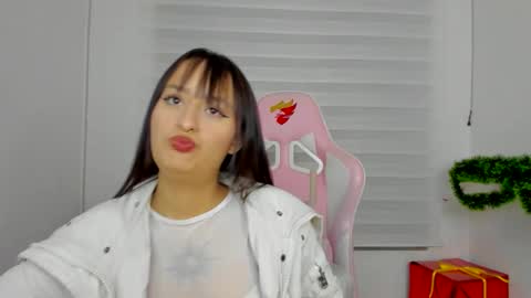 Sarah Ramirez online show from November 24, 3:06 am