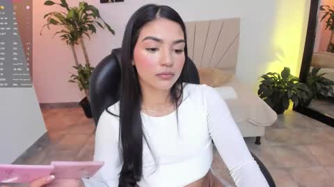 saraa_stormy online show from March 5, 7:54 pm