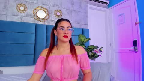 Snapshot of saraalvarezx chatting on March 3, 4:18 am Sara Alvarezx online show from March 3, 4:18 am