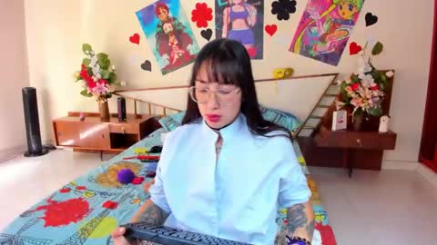 Alahia and Marilyn online show from January 15, 4:54 pm