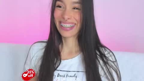 Snapshot of saraarchbould chatting on October 20, 5:13 pm Sara online show from October 20, 5:13 pm