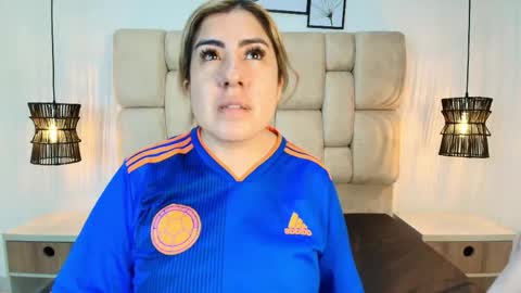 sarablonde_t online show from June 1, 9:49 pm