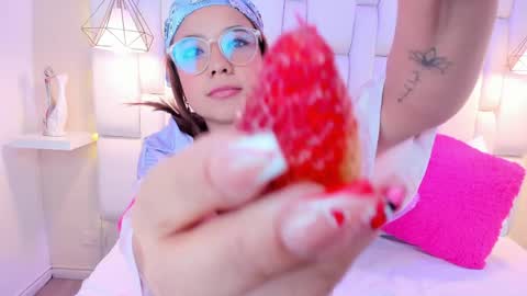 Sara online show from April 17, 12:13 am