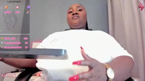 Snapshot of saraby_blandon chatting on January 18, 4:21 pm online show from January 18, 4:21 pm