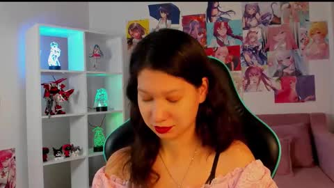 SaraDenars online show from November 28, 6:49 am