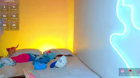 Snapshot of saradiazxxx chatting on July 7, 7:45 am saradiazxxx online show from July 7, 7:45 am