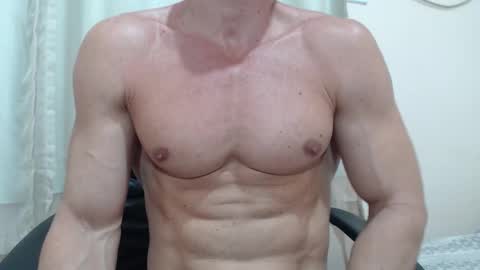 saradorj92 online show from November 15, 5:27 am