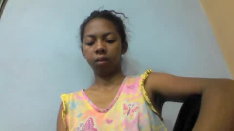 sarah146341 online show from April 2, 3:26 am