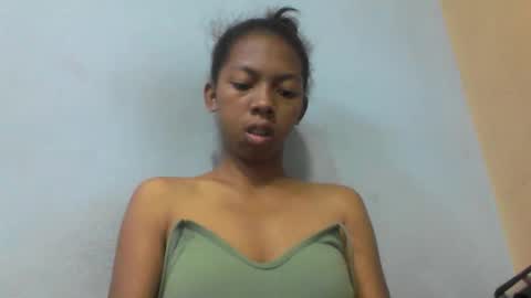 sarah146341 online show from April 24, 9:34 am