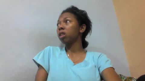 sarah146341 online show from May 2, 6:18 am