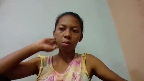 sarah146341 online show from May 26, 7:26 am