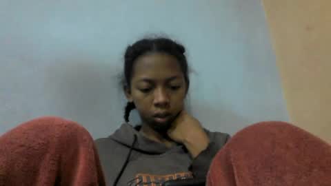 sarah146341 online show from June 16, 4:37 am