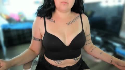 Sarah online show from October 2, 5:09 pm