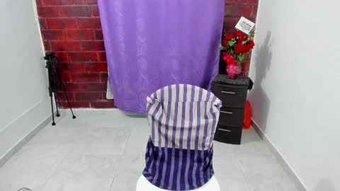 Sarah  online show from February 24, 4:16 am