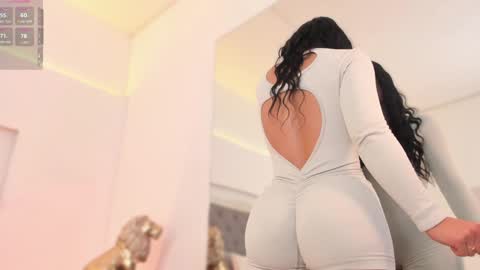       online show from December 21, 7:38 pm