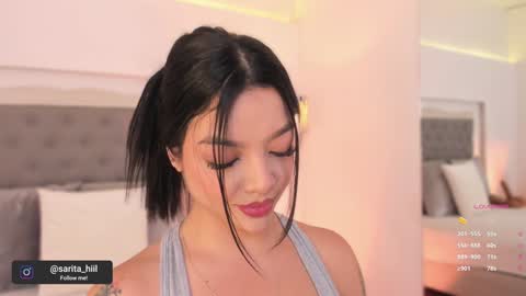       online show from January 12, 11:39 am