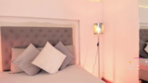       online show from January 14, 7:32 pm