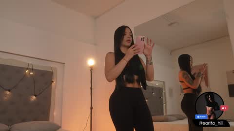       online show from October 4, 7:56 pm